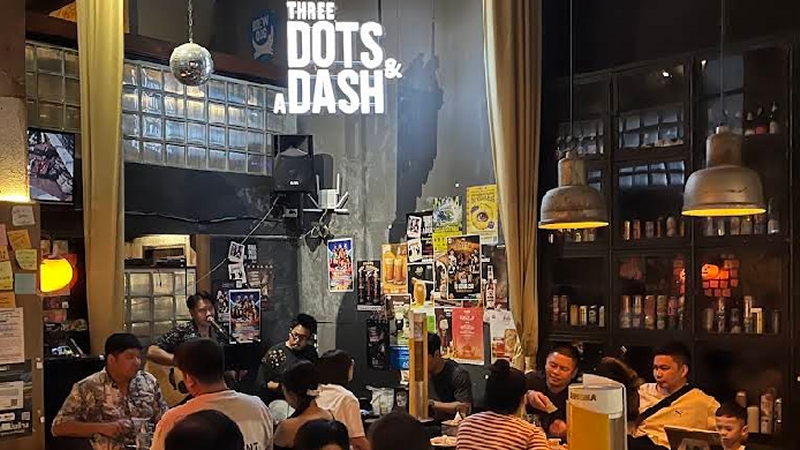 Three dots and a dash Hua Hin